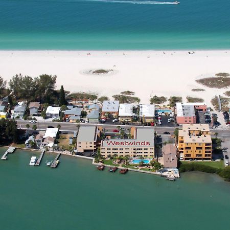 Westwinds Waterfront Resort St. Pete Beach Buitenkant foto