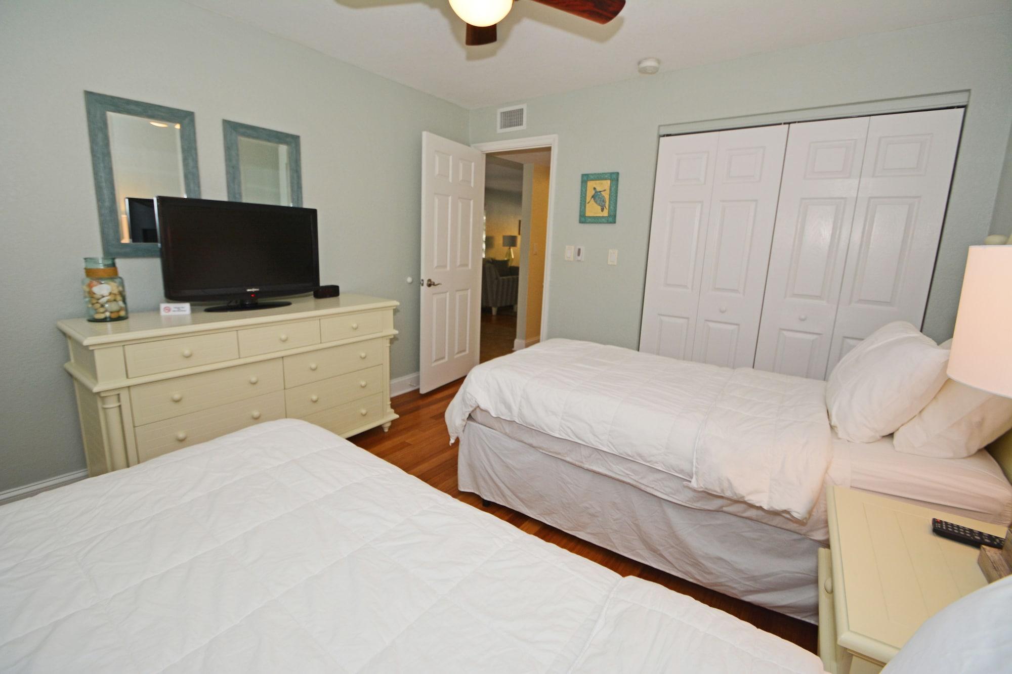 Westwinds Waterfront Resort St. Pete Beach Buitenkant foto