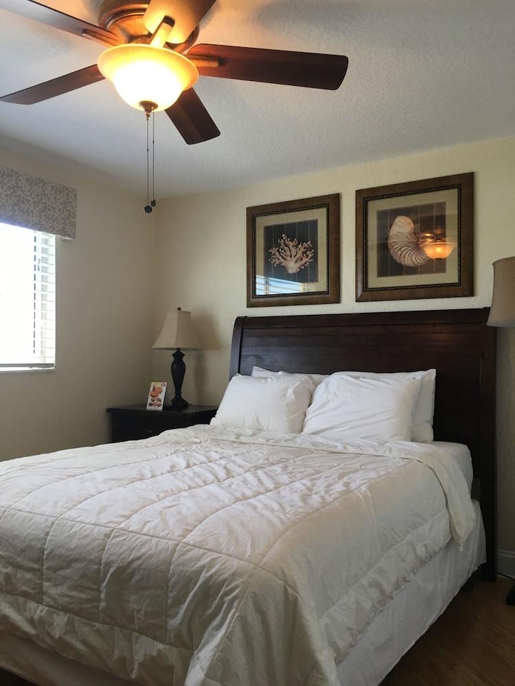 Westwinds Waterfront Resort St. Pete Beach Buitenkant foto