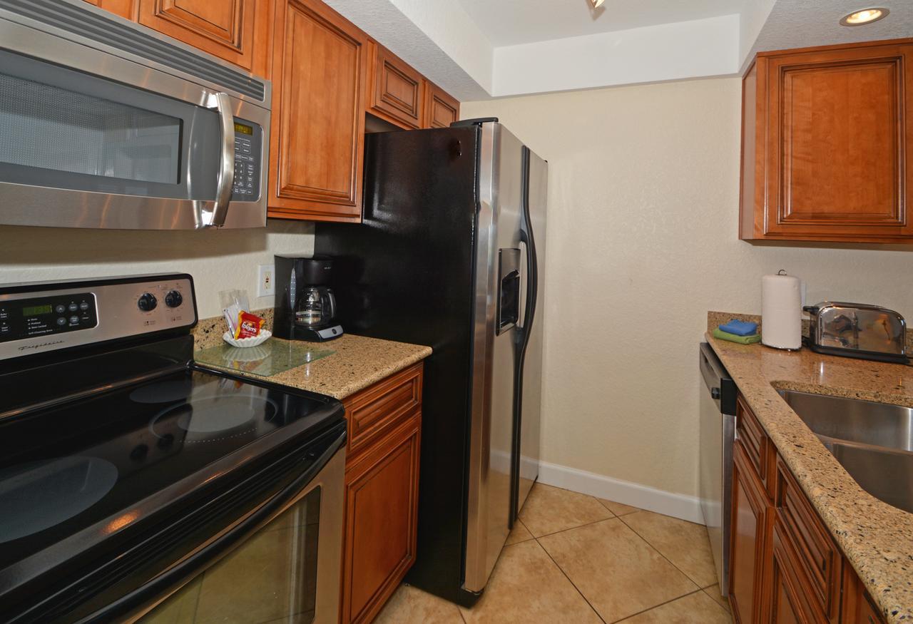 Westwinds Waterfront Resort St. Pete Beach Buitenkant foto